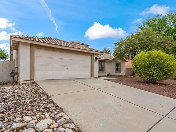 3rd image of 8009 S Lennox Ln