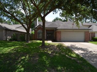 7748 Pine Center Dr, Houston, TX 77095