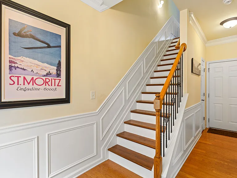 Pecan Knoll Dr — Photo 9