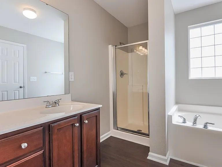 3701 Amistad Ln — Photo 12