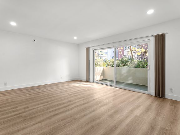 2nd image of 535 Kelton Ave #1
