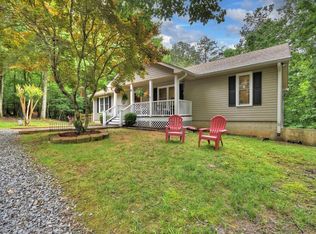 27 Ivy St, Ellijay, GA 30540