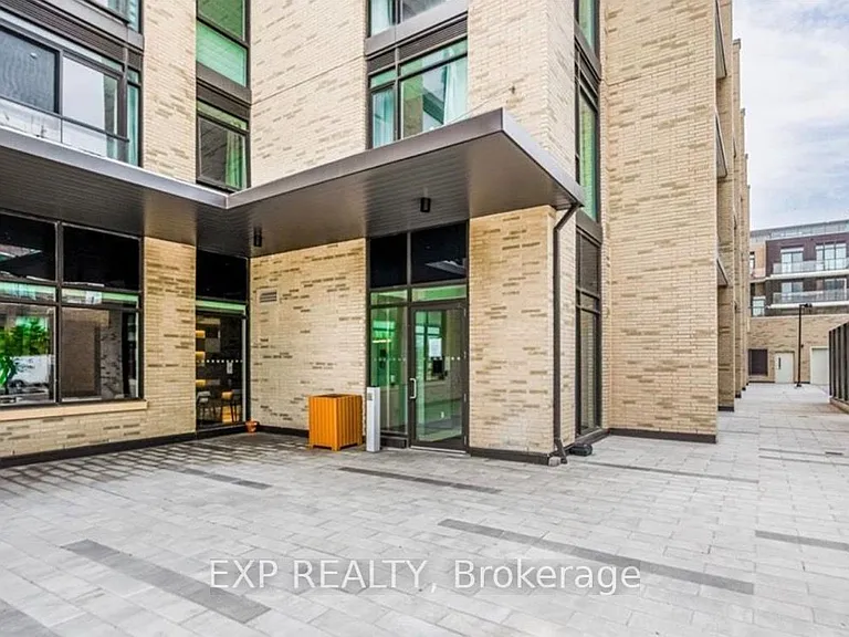 55 Duke St W #906 — Photo 1