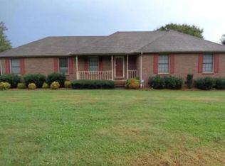 109 Windbriar Dr, Tullahoma, TN 37388