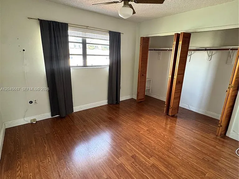 421 Swallow Dr #10 — Photo 8