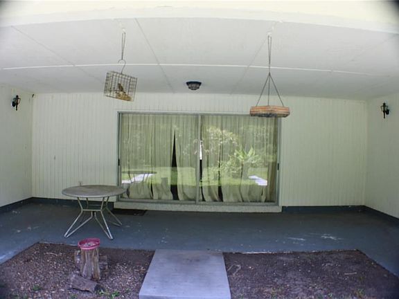 4th image of 630 S Echo Dr