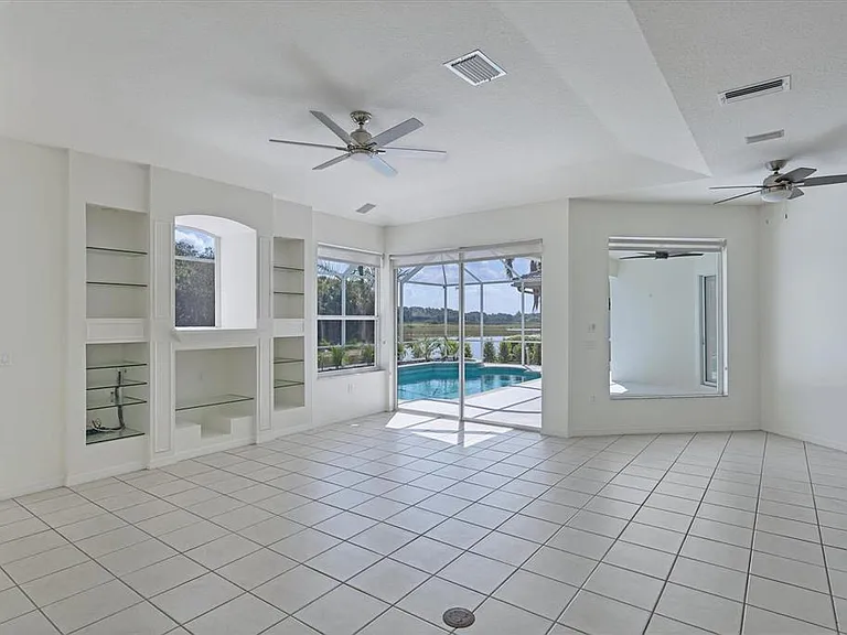 8501 Park Shore Ln — Photo 20