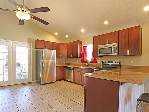 5th image of 4427 Kings Lake Ct