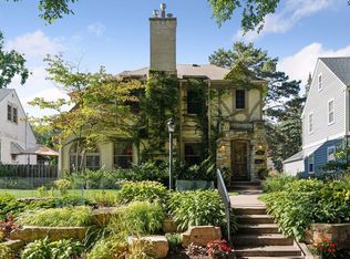 2926 Ewing Ave S, Minneapolis, MN 55416