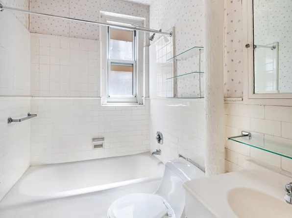 114 East 90th Street image 5 of 14