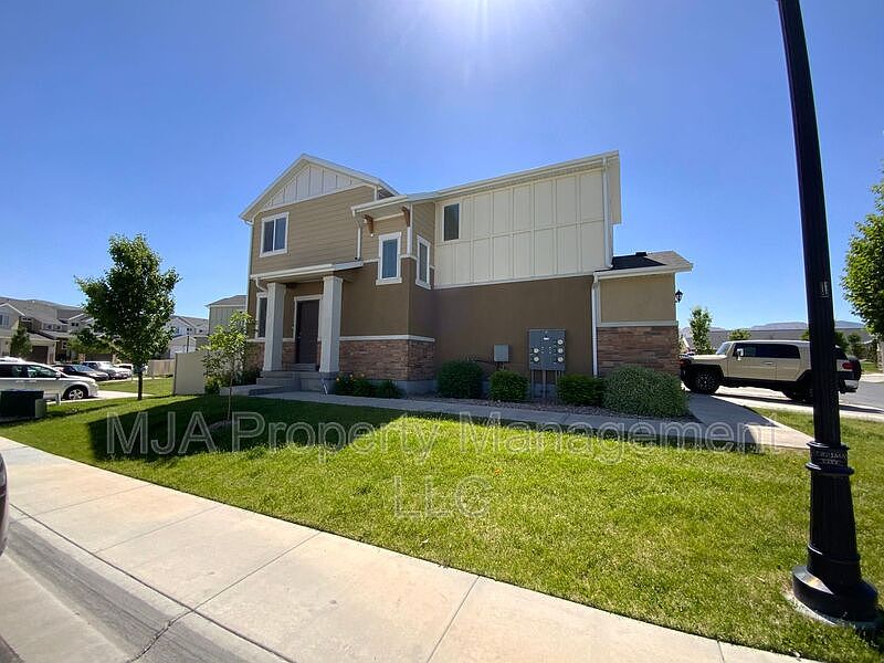 1st image of 5549 W Dornton Ct