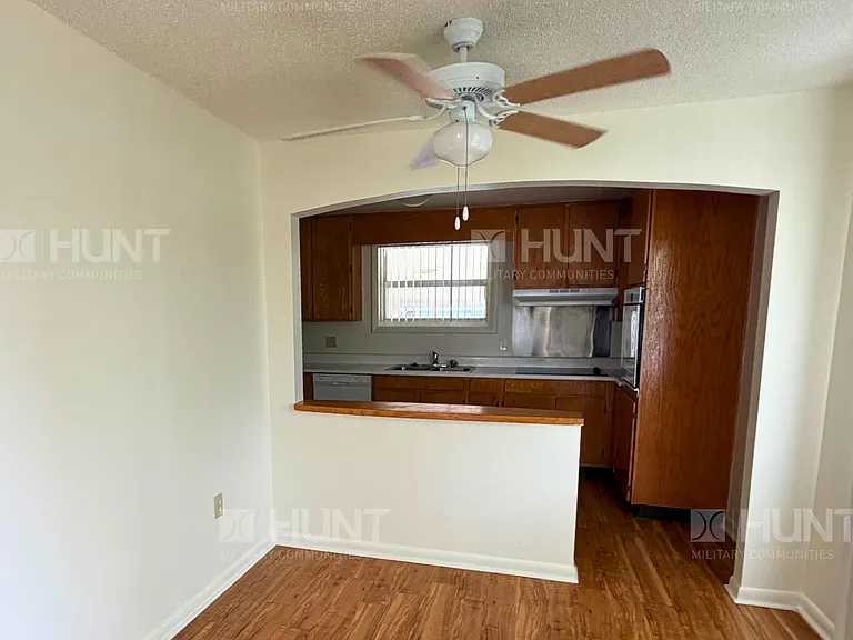 619 Dahlia Dr — Photo 3