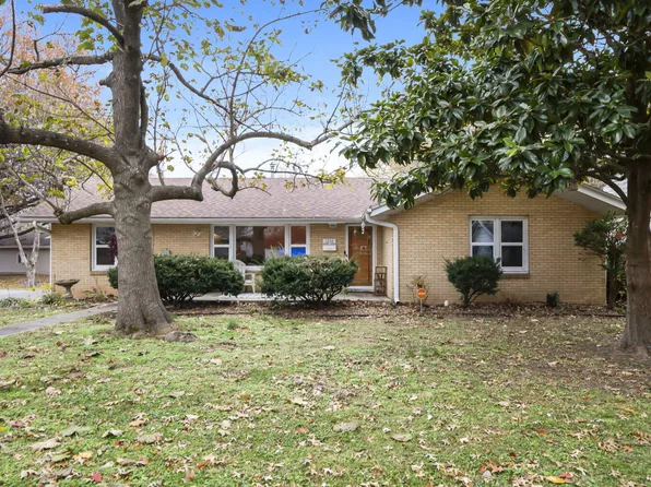 1258 E Cozy Street, Springfield, MO 65804