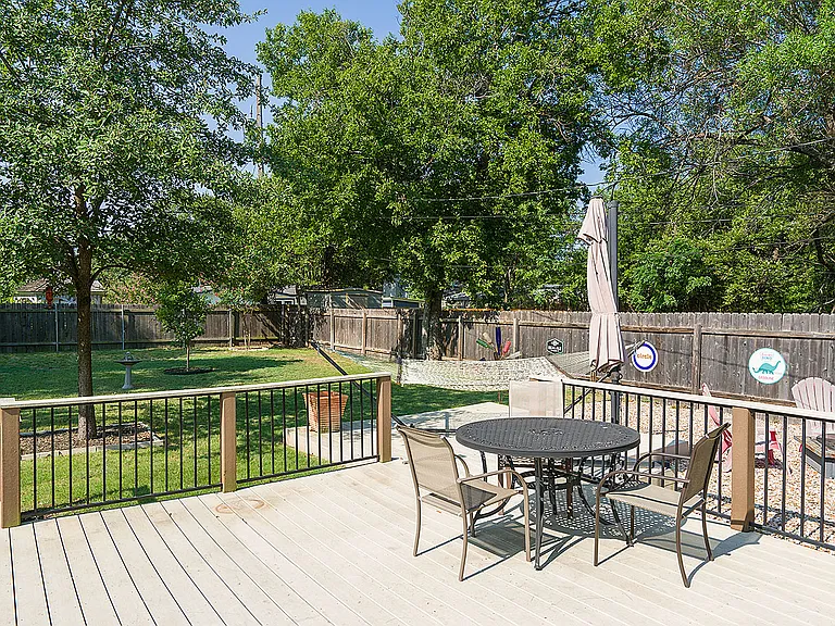 2603 Albata Ave — Photo 16