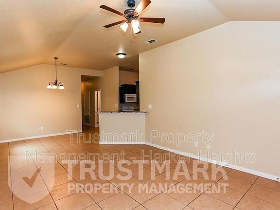 3rd image of 4207 Cambridge Dr #A