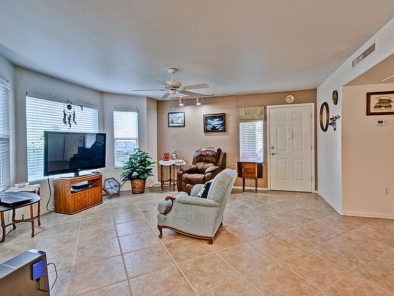 5th image of 17017 N 12th St Unit 1065