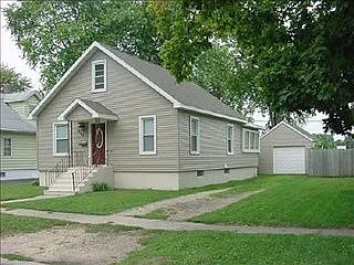 459 Washington St photo 1