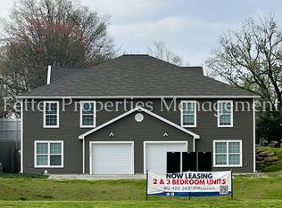 5284 Canyon Cir #D, Newburgh, IN 47630
