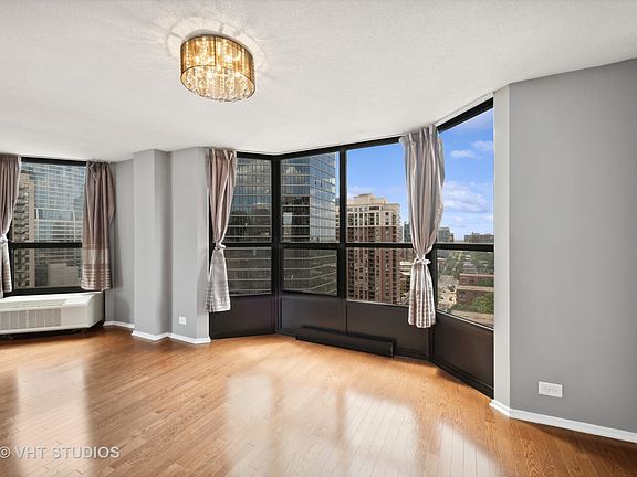2nd image of 899 S Plymouth Ct APT 1808