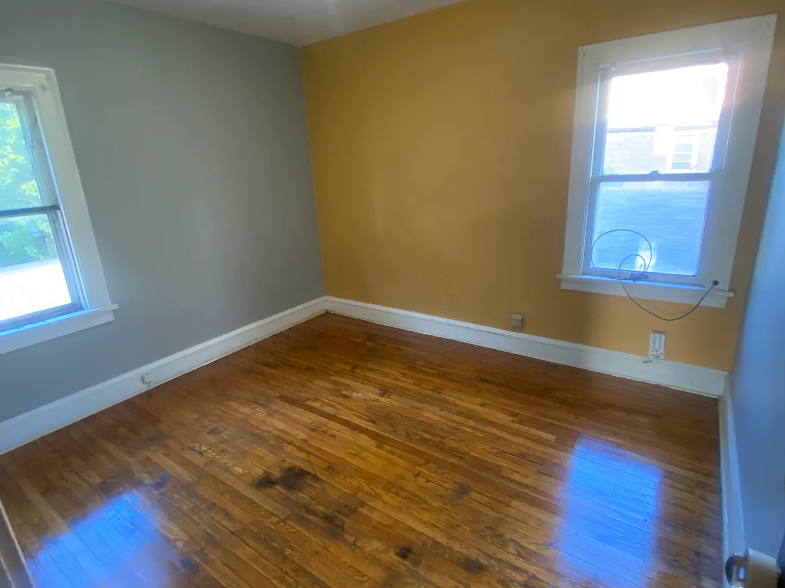 2 bed, $1,000 — Photo 2