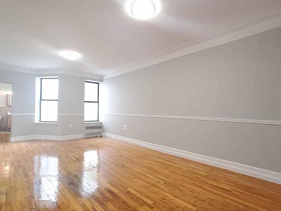 5th image of 733 E 147th St APT 1C