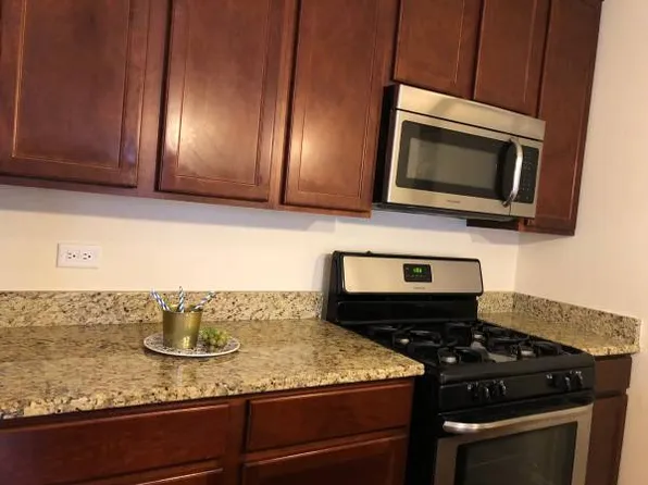 (undisclosed Address), Chicago, IL 60645
