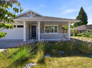5636 Cascade Cres, Sechelt, BC V7Z 0M7