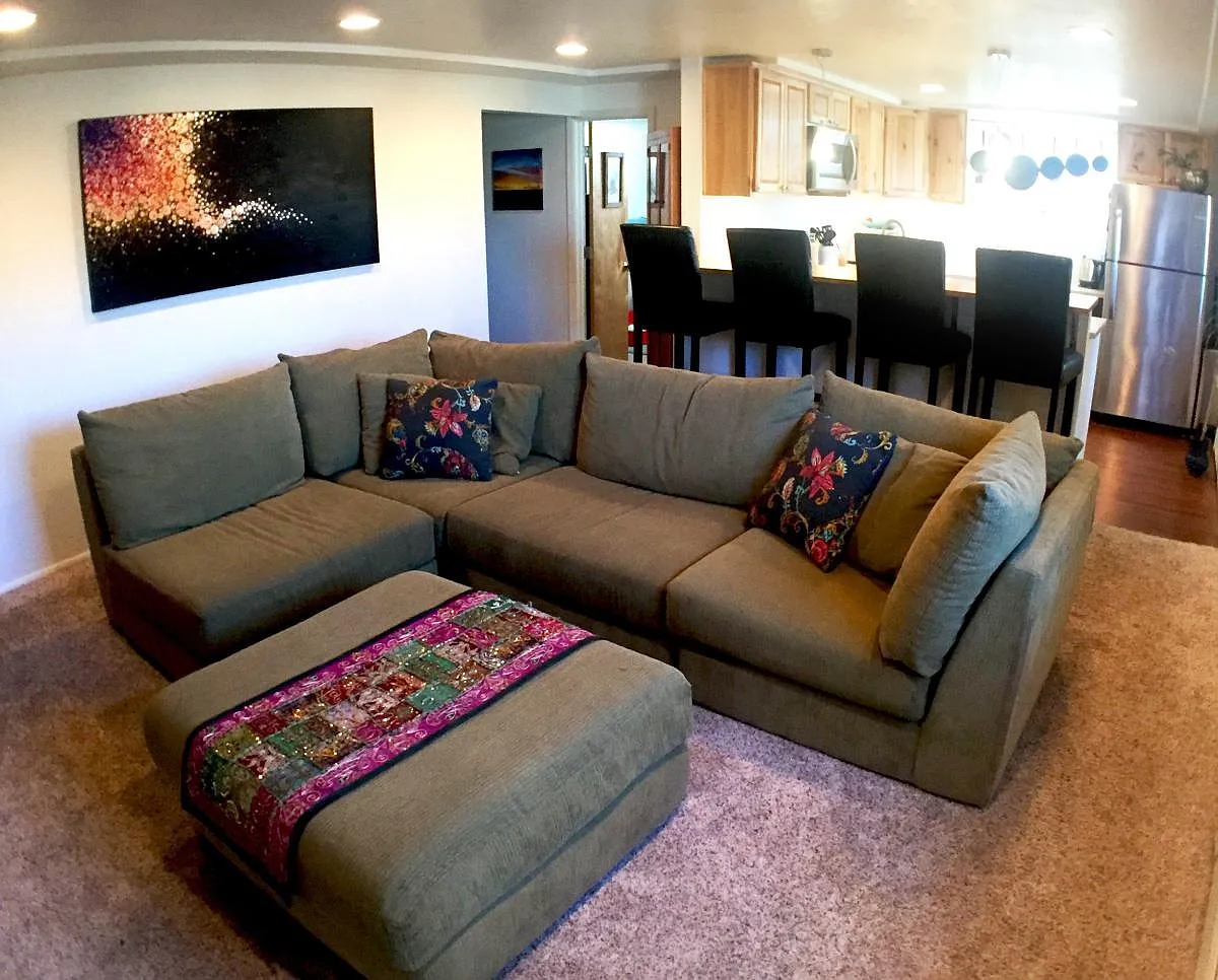 2 bed, 1200 sqft, $1,250 — Photo 2