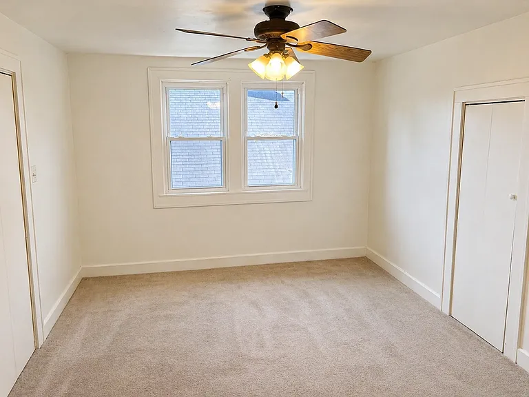1364 N Gale St — Photo 9