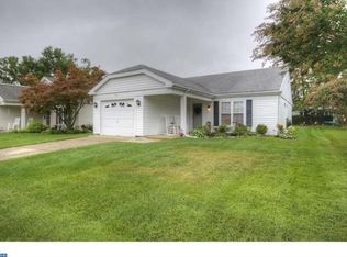 16 Pulham Ln, Southampton, NJ 08088