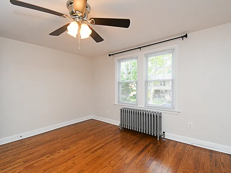 1318 Cherry St — Photo 7