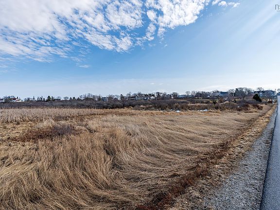 4th image of Main Shore Rd