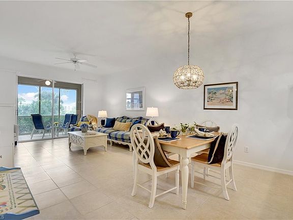 3rd image of 8076 Queen Palm Ln APT 415