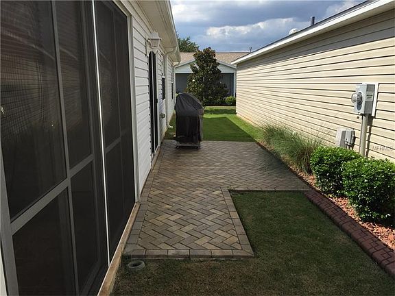2nd image of 2311 Oak Bend Pl
