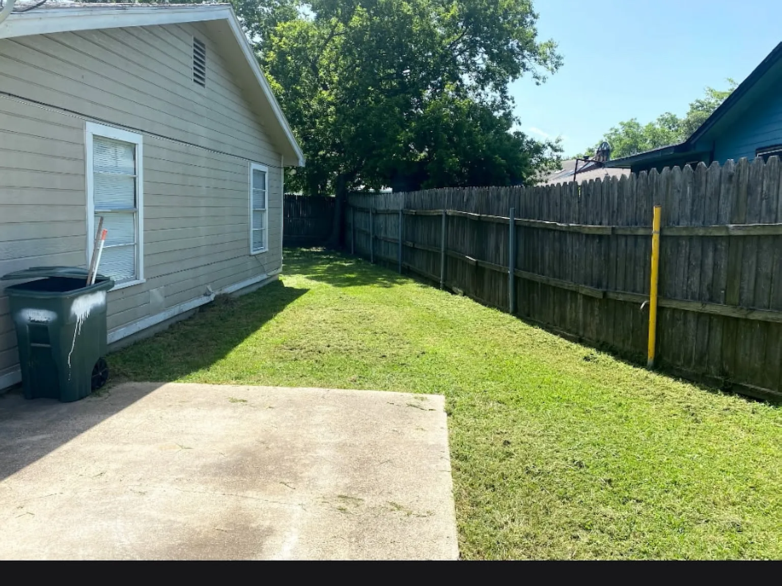 2 bed, 858 sqft, $1,200 — Photo 3