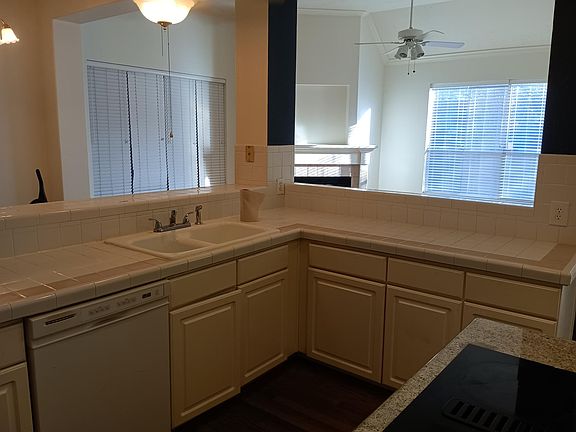 5th image of 1251 Bluestone Dr
