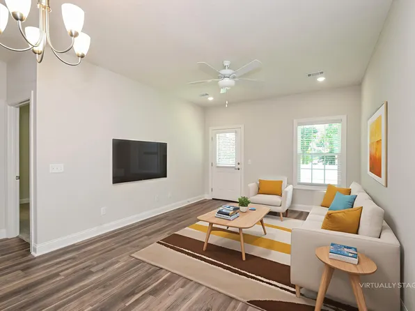 2016 Silo St, Brunswick, GA 31525
