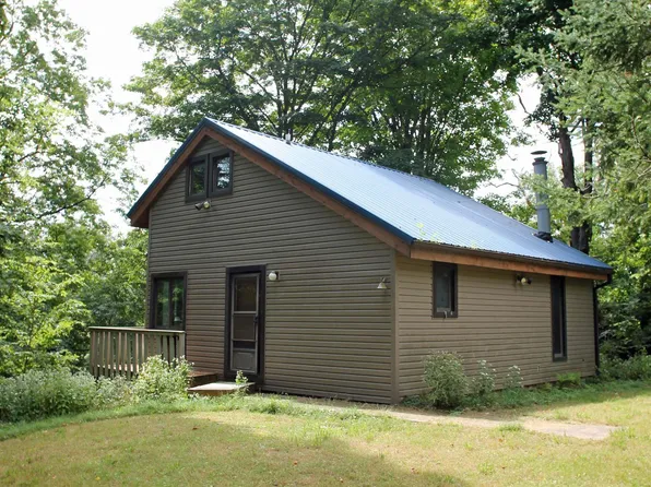 1764 260th St, Denver, IA 50622