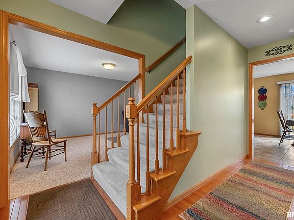 4th image of 5615 Hillside Ct