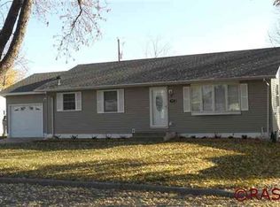 117 Marabou Dr, Mankato, MN 56001