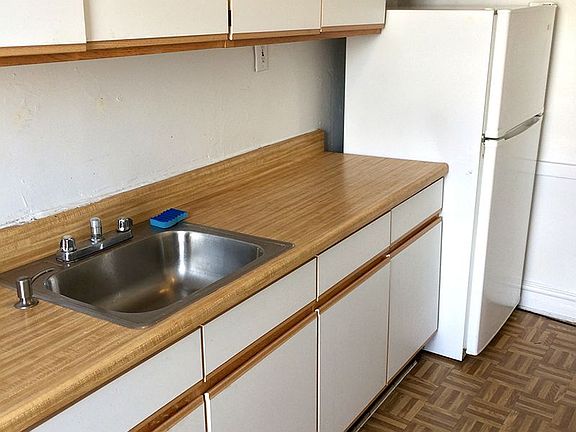 5th image of 12008 97th Ave APT 9D