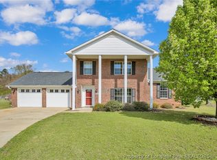 7500 Abator Dr, Hope Mills, NC 28348