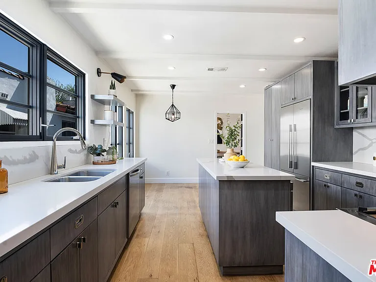 311 N Mansfield Ave #U — Photo 30