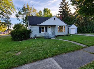 2401 Raskob St, Flint, MI 48504