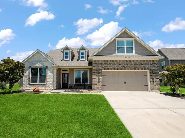 9823 Oaklawn Dr, Mont Belvieu, TX 77523