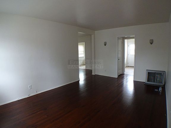 3rd image of 5618 Coldbrook Ave