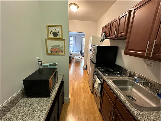 Rented by Living New York | media 9