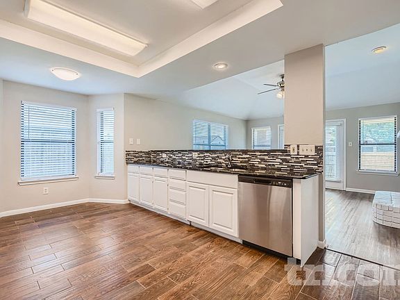 5th image of 2528 Widgeon Way