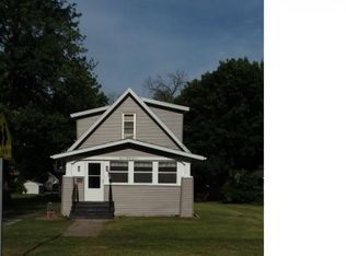 1137 Willard St, Galesburg, IL 61401
