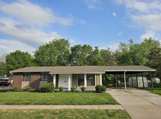 850 Dewayne Dr, Florissant, MO